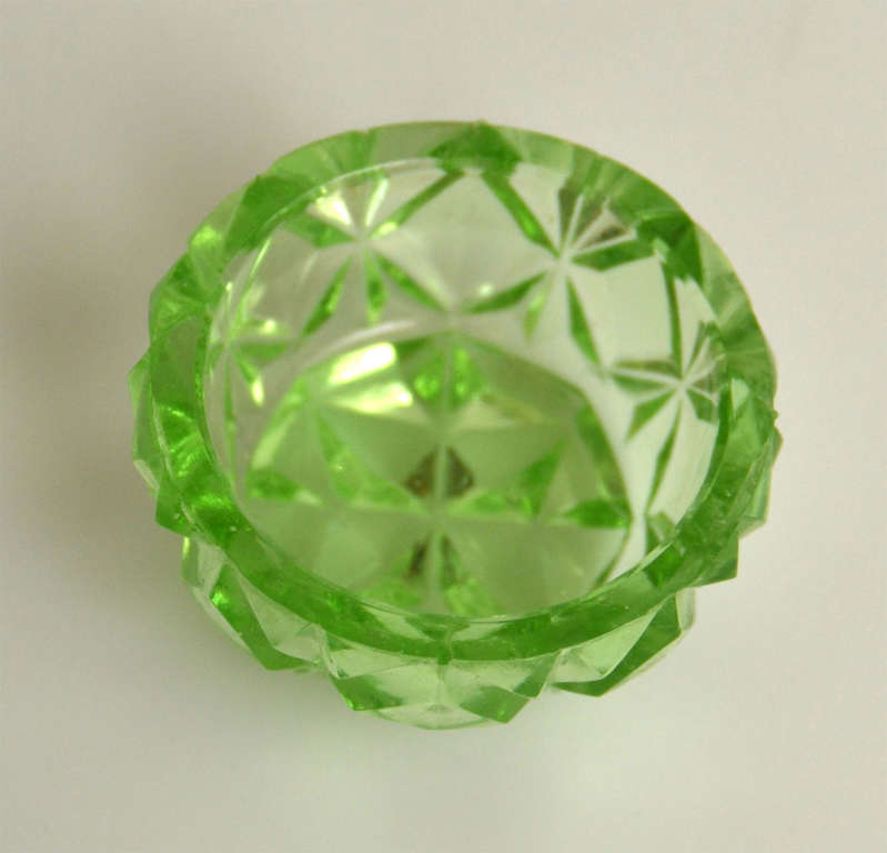 Zaļā stikla pelnutrauks