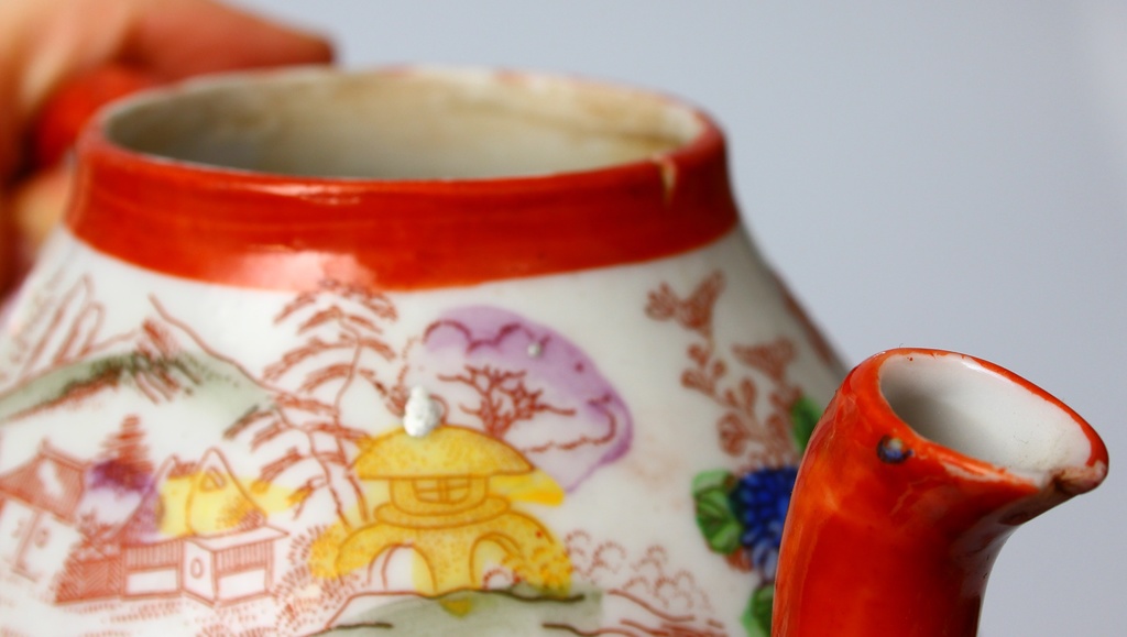 Nepilna porcelāna tējas servīze 10 personām 