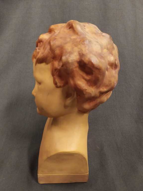Ceramic bust '' Child's head ''