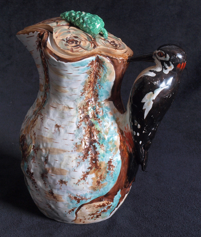Porcelain kettle with lid 'Woodpecker'