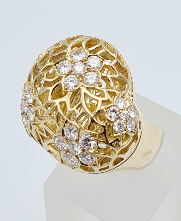Золотое кольцо с 30 бриллиантами
