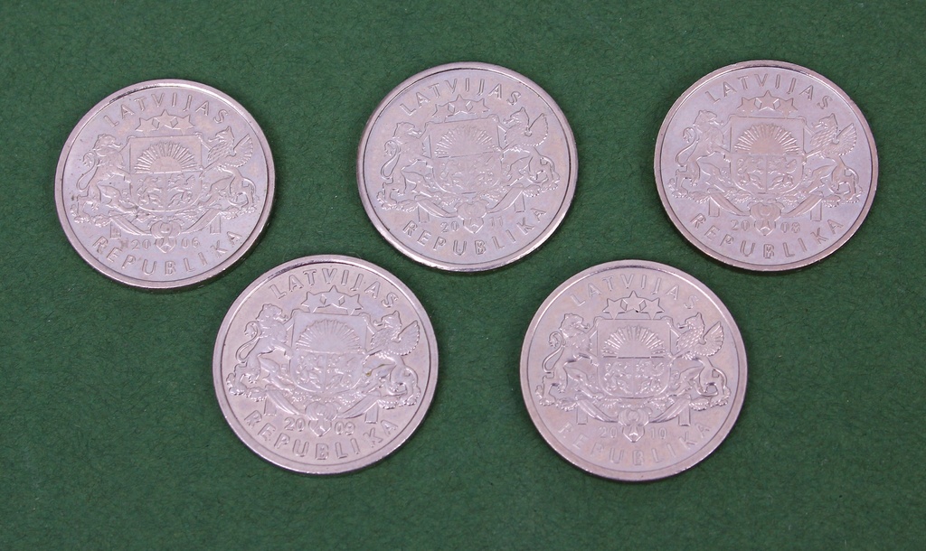 Латвийские юбилейные монеты (5 шт.)