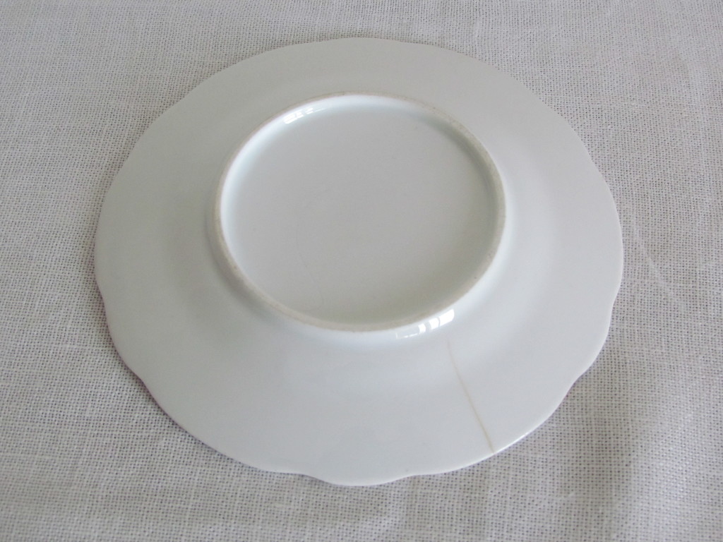 фарфоровая тарелка с японским мотивом