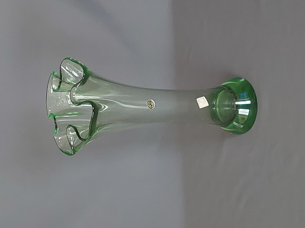 Зеленая ваза Ливанского стекольного завода