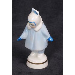 Porcelain figure ''The girl in the blue mittens'