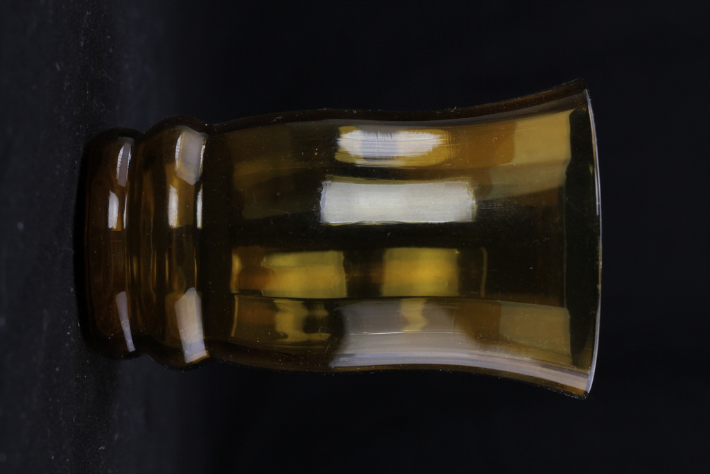Yellow-orange, voluminous glass jar with 5 glasses