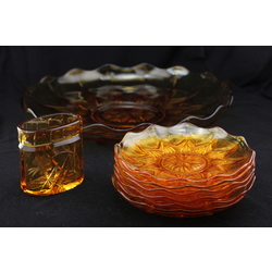 Yellow-orange glass / crystal plate, 6 plates and napkin bowl