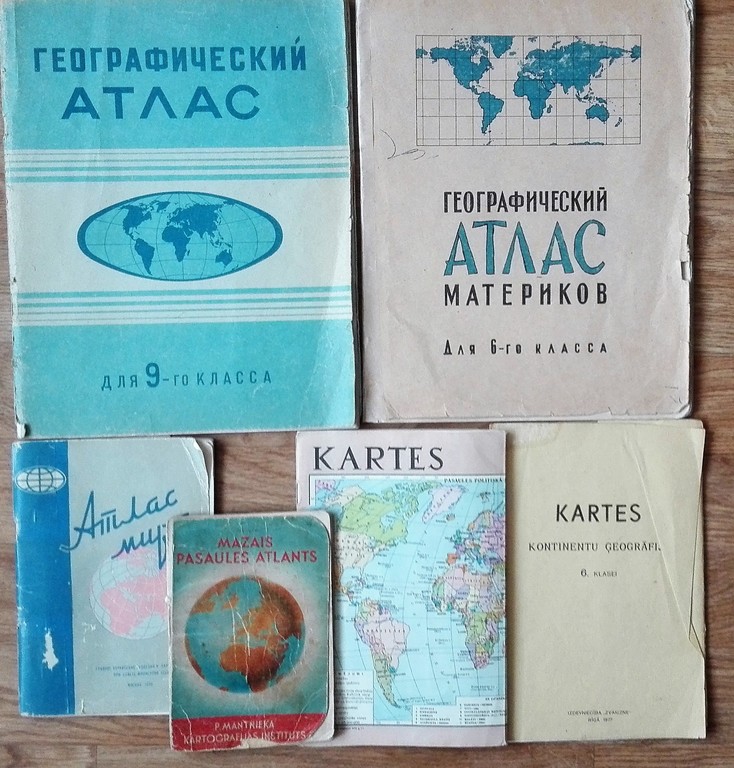P. Mantnieka Pasaules mazais atlants (1940) un 70 - to gadu skolas mācību atlanti un kartes (5 gab.)