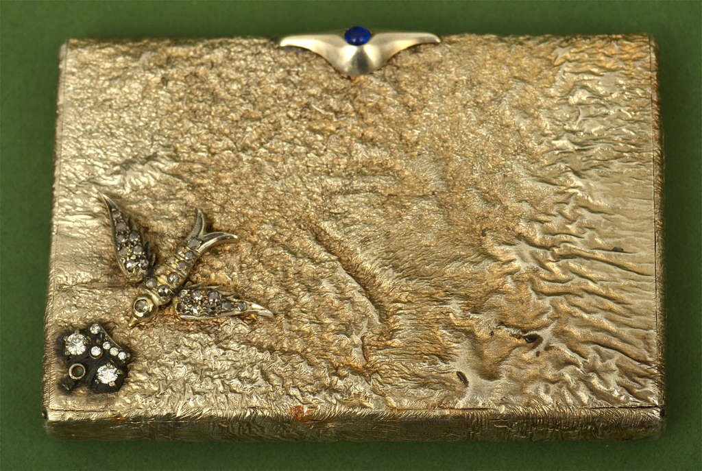 Позолоченный серебряный портсигар с бриллиантами