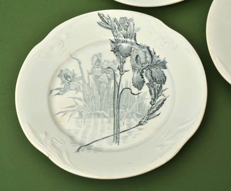 Plates with iris pattern 3 pcs.