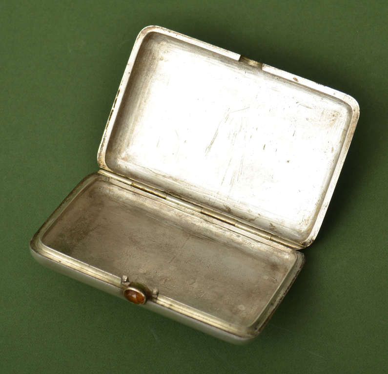 Silver tobacco box/chest