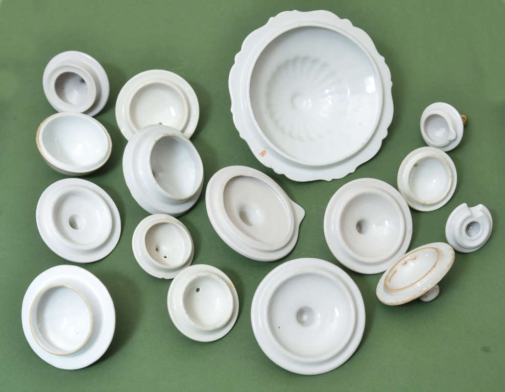Porcelāna trauku vāciņi/Servīzes daļas (Rubenss, Lauma u.c.) 