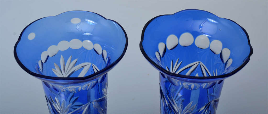 Pair of large glass vazes.