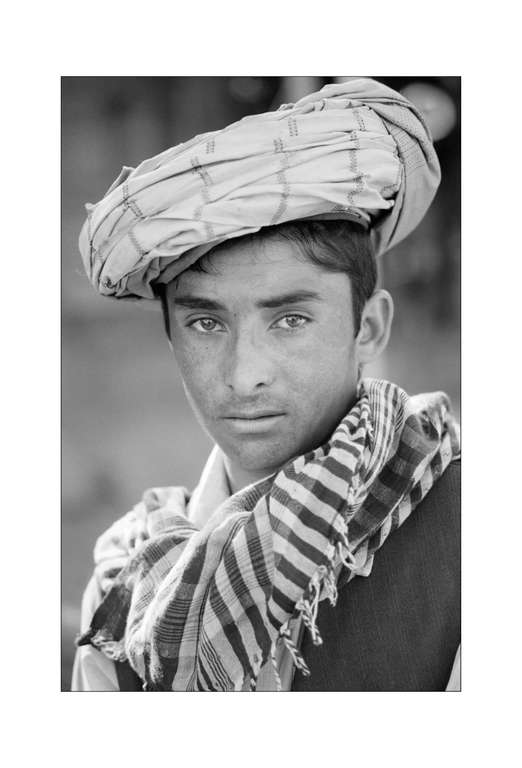 Photo A boy. Afghanistan. 2005