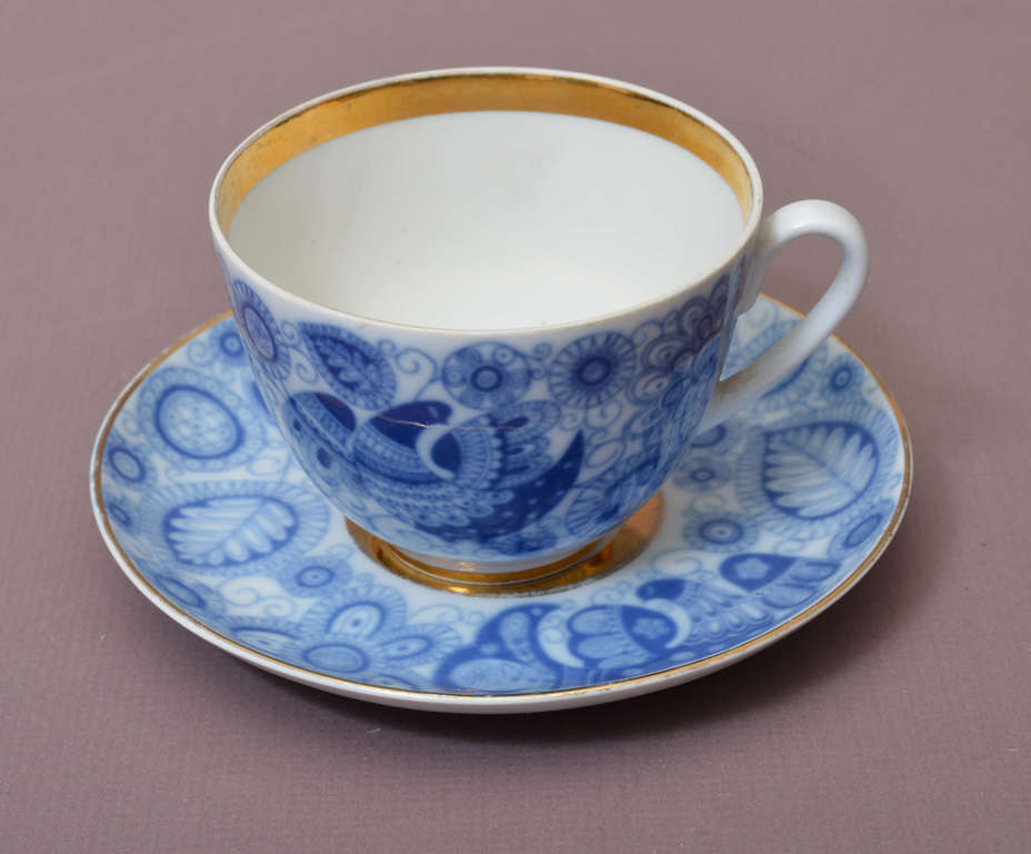  Пара фарфоровых чайных чашек
