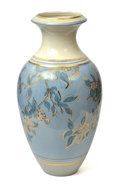 Porcelain vase with painting and gilding by Ilga Vanaga