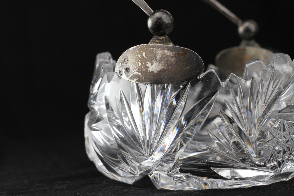Crystal sugar bowl with silver handle