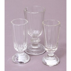 Stikla glāzītes (3 gab)