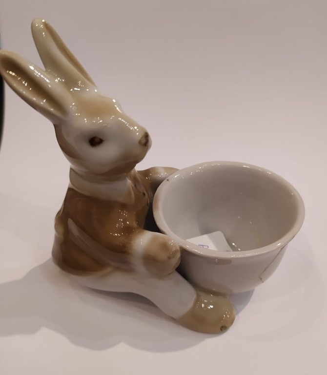 Porcelain utensil/figurine 