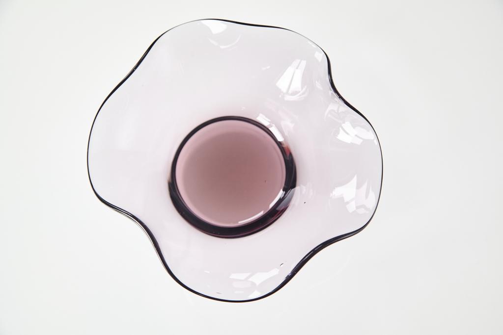 Artistic glass bowl for home interior