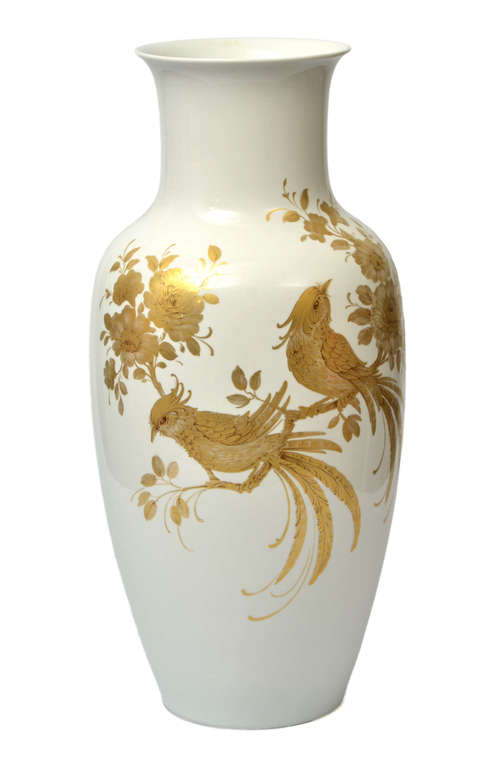 German Keiser porcelain vase