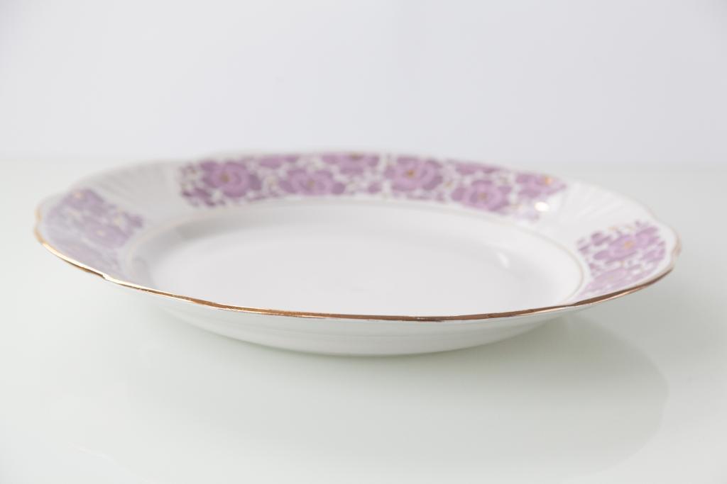 Large serving plate