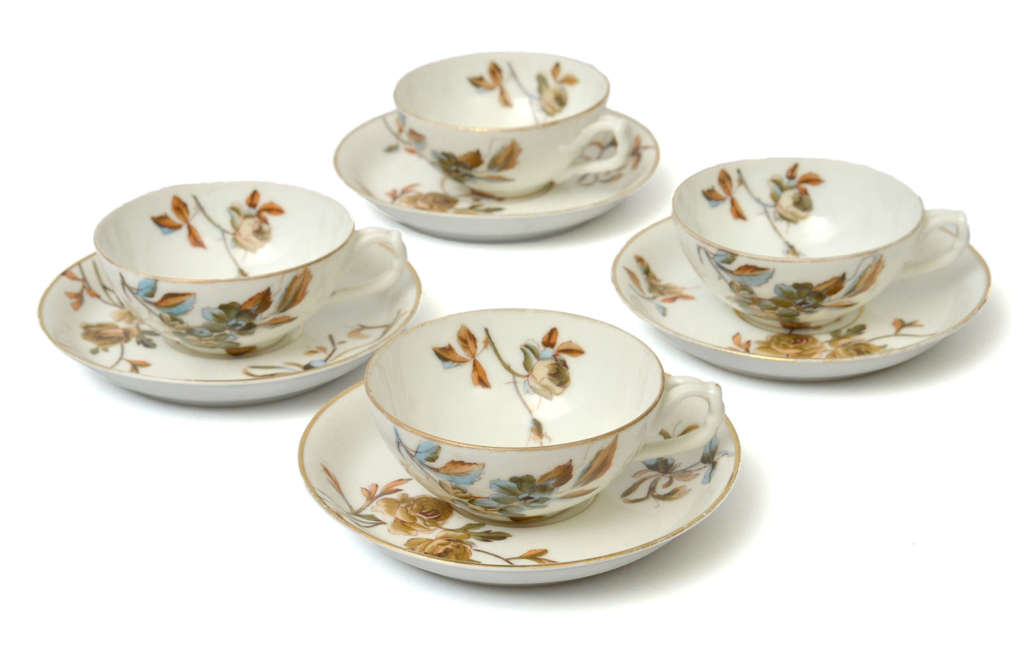 Gardner porcelain cups with saucers (4 pcs.)