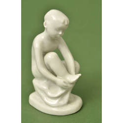 Porcelāna figūriņa “Zēns ar dvieli”