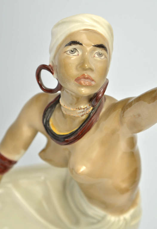 Porcelain figure ''Woman who worships the rain''