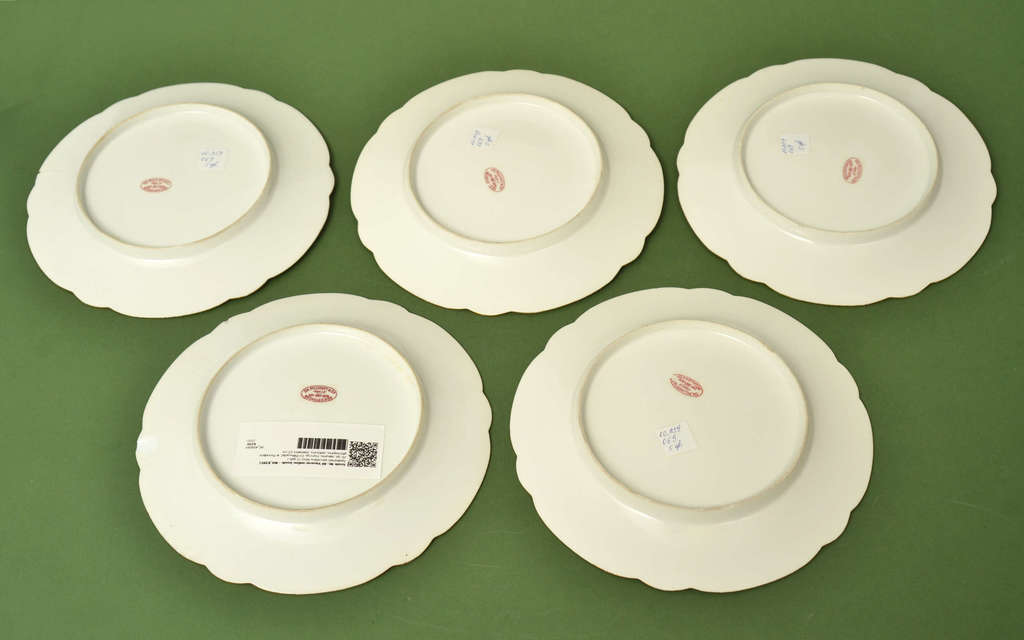 Расписные фарфоровые тарелки (2 шт.)