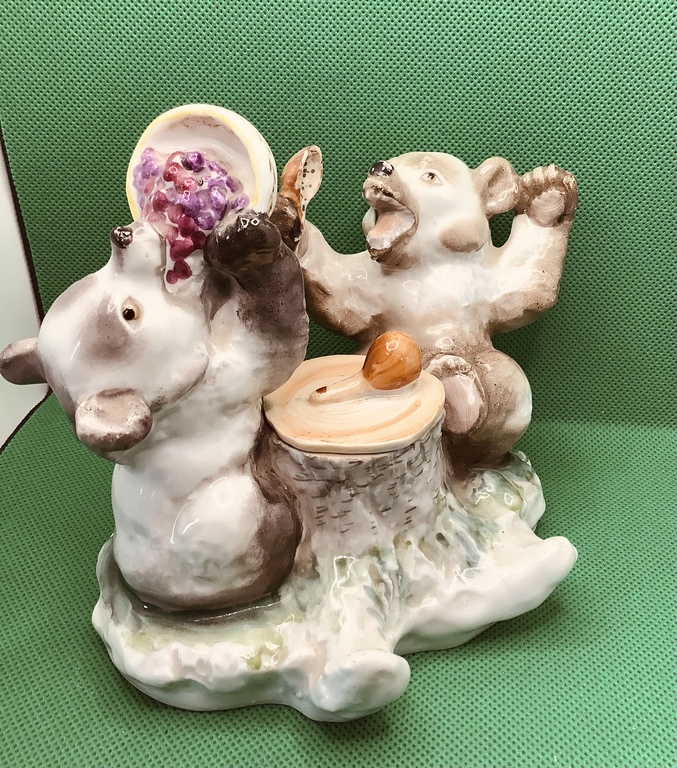 Inkwell BEARS-GOODIES (BEARS AT THE DINNER). LFZ. Without restoration