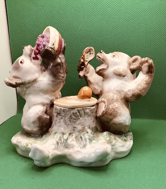 Inkwell BEARS-GOODIES (BEARS AT THE DINNER). LFZ. Without restoration