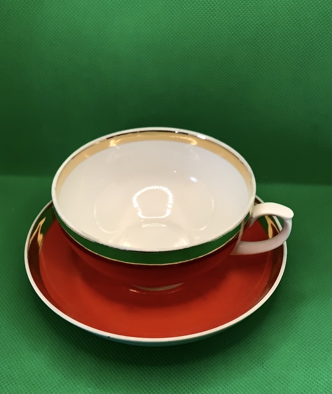 A pair of tea from the porcelain set 
