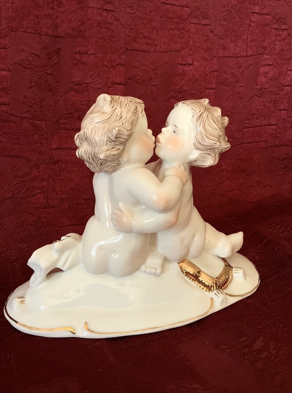 Large cabinet composition.Kissing Cupids.Hand-painted.Germany.Walendorf.Showcase storage.