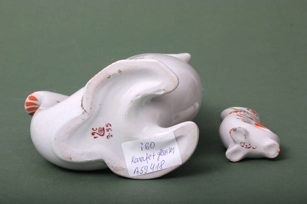 Porcelain decanter with cups (6 pcs.) ''Fish''