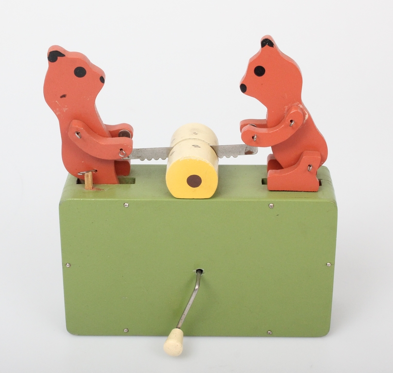 Wooden toy with the sound 