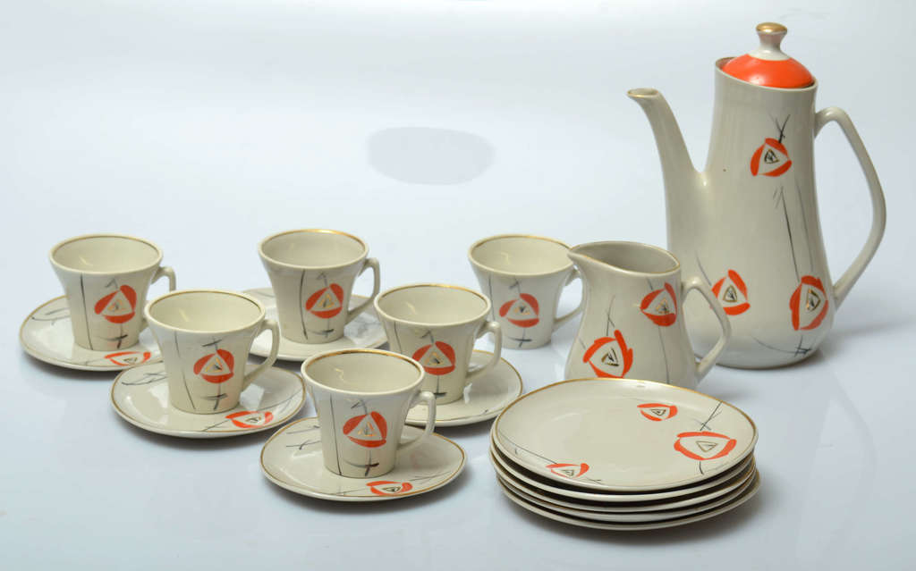 Porcelain set (incomplete)
