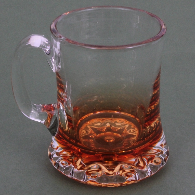 Colored glass beer cup