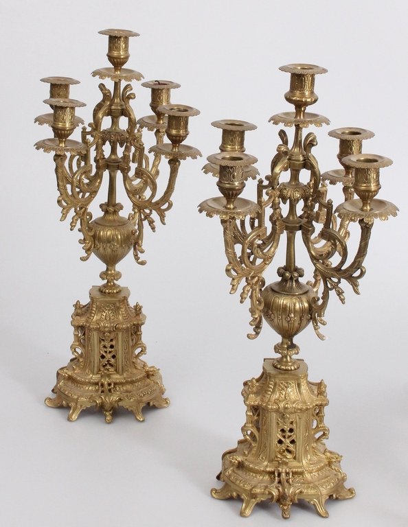 Couple of bronze candlesticks (2 pcs.)