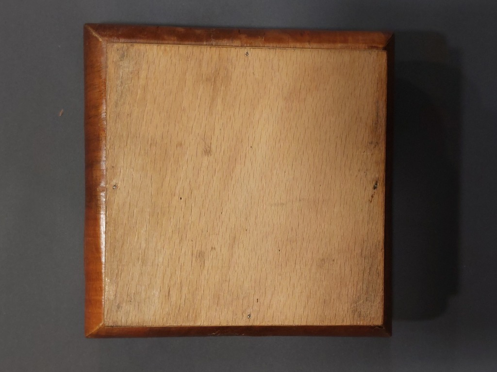 Wooden box Riga