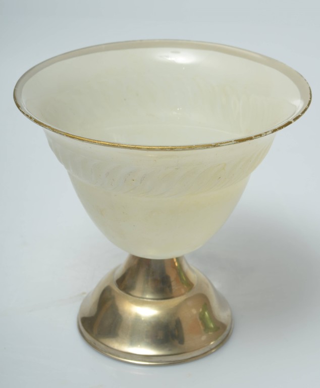 Glass vase with silver 