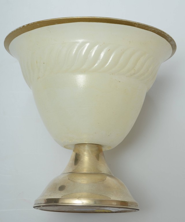 Стеклянная ваза с серебряной отделкой