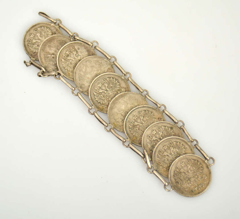 Rokassprādze ar sudraba 10 kapeiku monētām