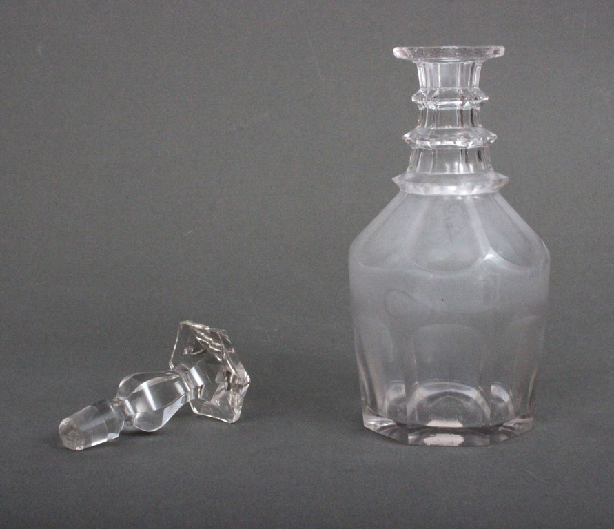 Glass carafe with ar cork