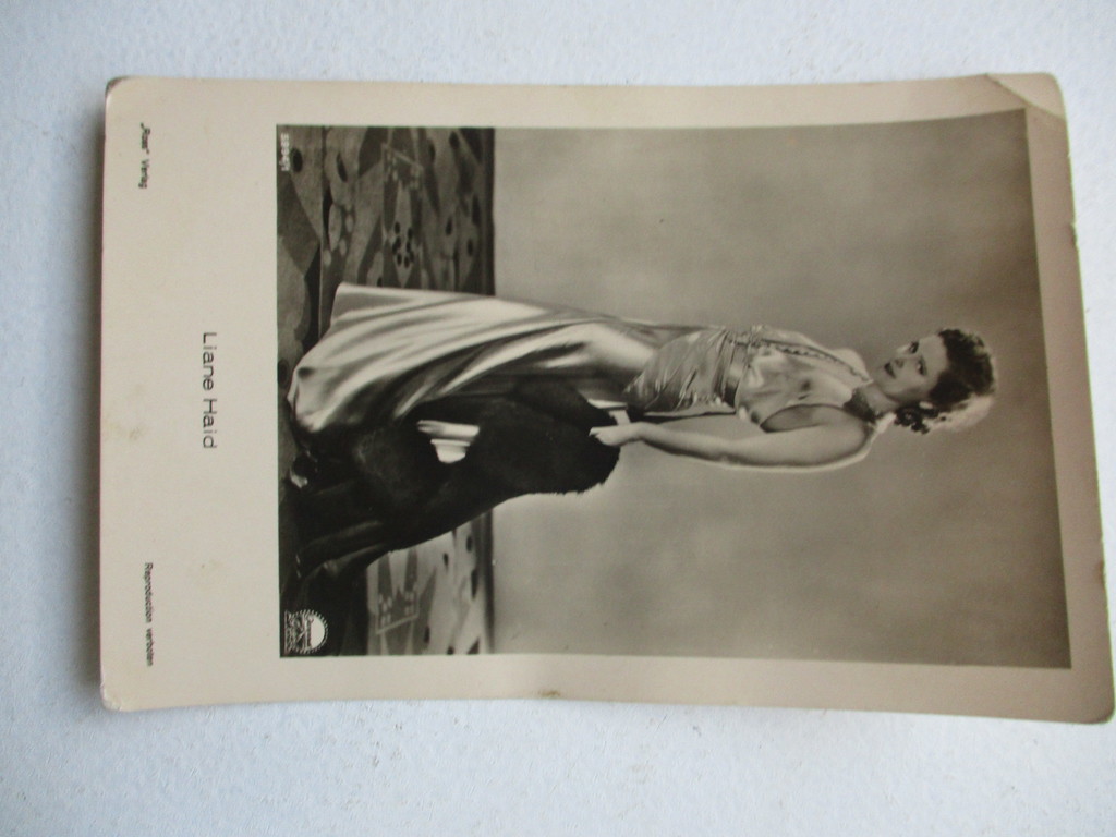 Austrālijas aktrises Liane Haid (1895-2000) fotogrāfija.