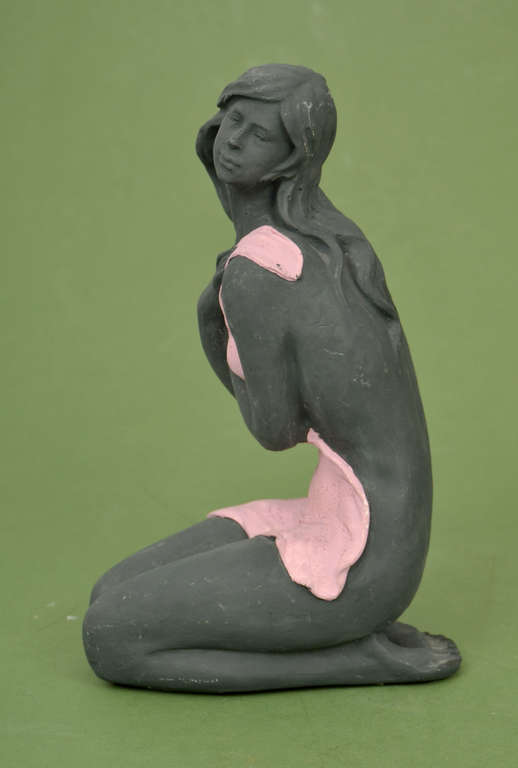 Plaster figure 