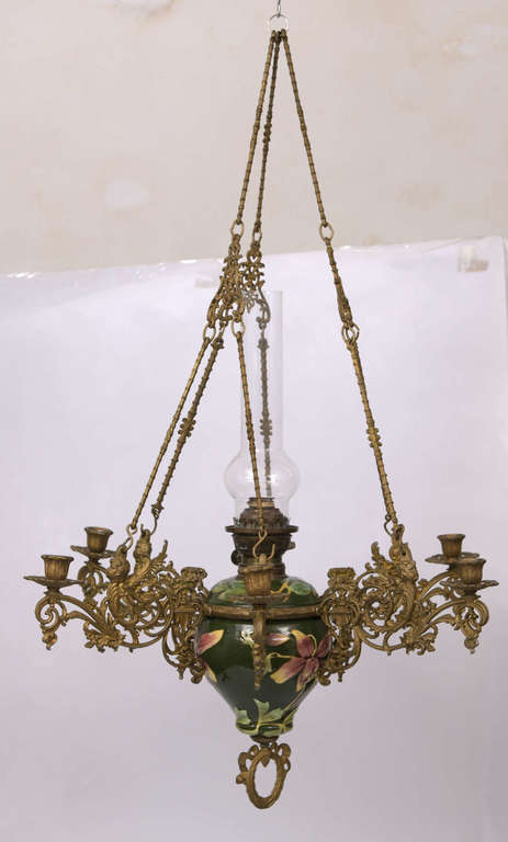 Chandelier-kerosene lamp