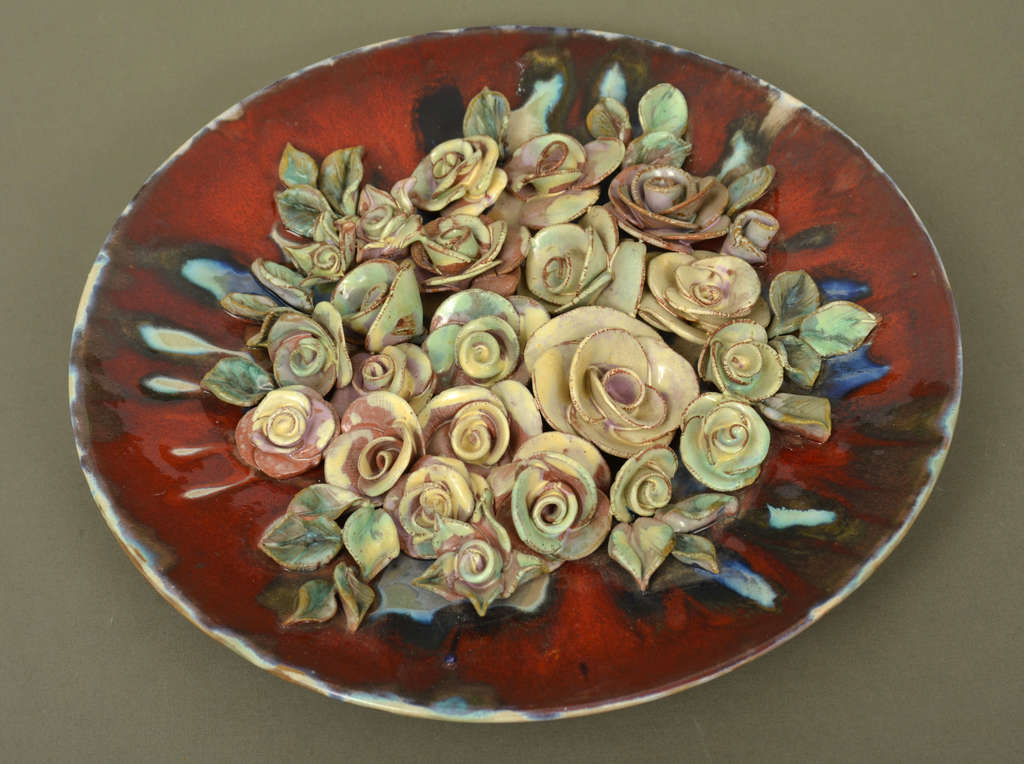 Декоративная керамическая тарелка 