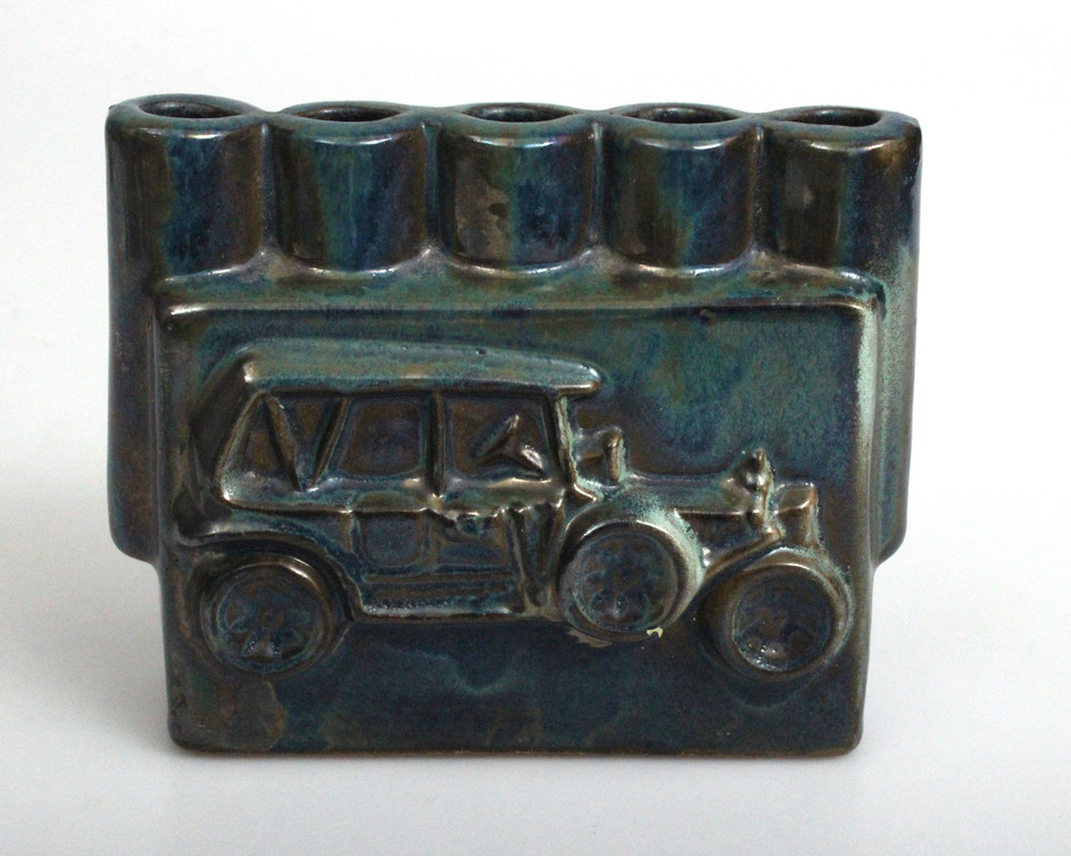 Levon Agadzhanyan's retro car - ceramic vase