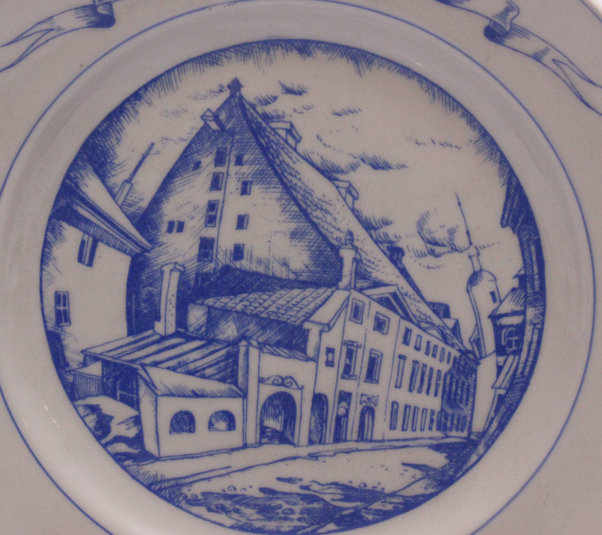 Porcelāna šķīvis ''Vecrīga 1201.g. ''